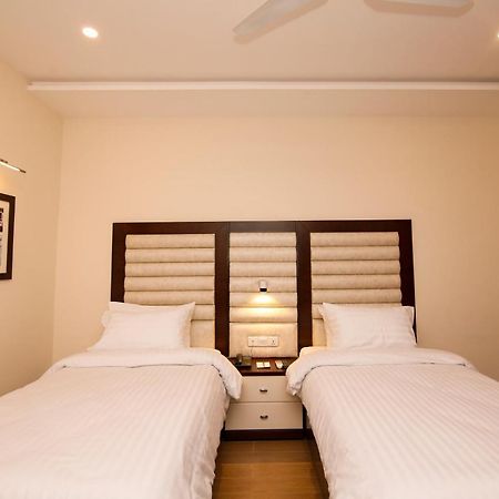 Hotel One Rahim Yar Khan Club Road Exterior foto